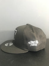 Load image into Gallery viewer, SCT New Era Snap Back Embroidered Logo - Black